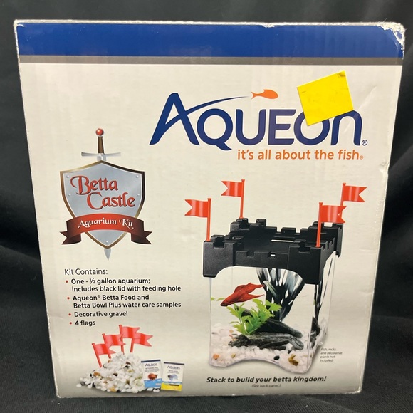 Castle Aquarium - Picture 1 of 3